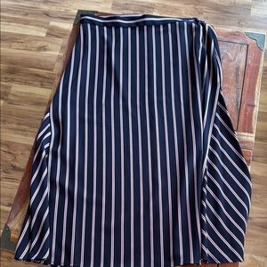 Tommy Hilfiger Striped Black and White midi Skirt